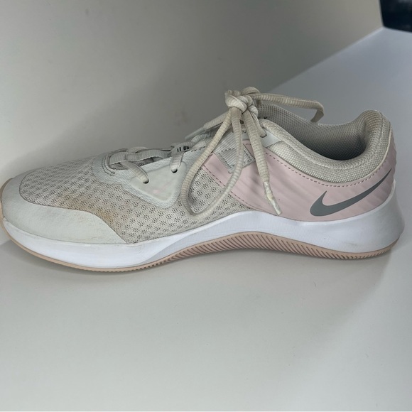 Nike MC Trainer Platinum Tint Pink Training Athletic Shoes - Picture 6 of 10